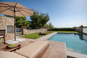Sunny Villa Tria in Chaniotis