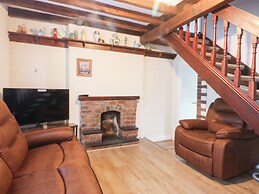 6 Berry Street