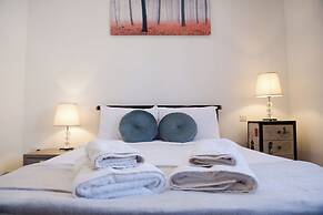 Spacious APT w/ Modern Balcony |Siggiewi