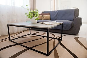 Spacious APT w/ Modern Balcony |Siggiewi