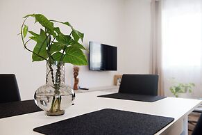 Spacious APT w/ Modern Balcony |Siggiewi