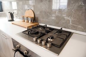 Spacious APT w/ Modern Balcony |Siggiewi