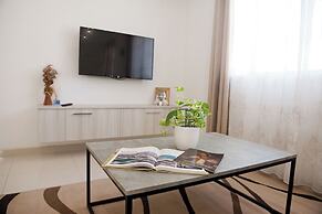 Spacious APT w/ Modern Balcony |Siggiewi