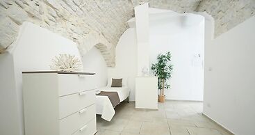 Paradise Rooms