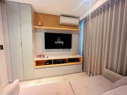 Hyde Park Premium - by Living