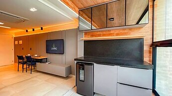 Hyde Park Premium - by Living