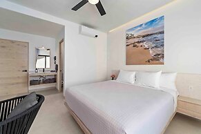605 Tower Downtown Cabo