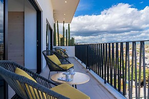 605 Tower Downtown Cabo
