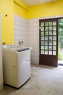 Casa ampla com piscina e churrasqueira