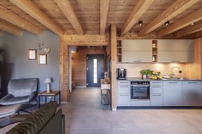 Chalet Eigener Sauna im Vital Camp Bayerbach