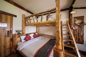 Xiangxi Dreamweaver Inn