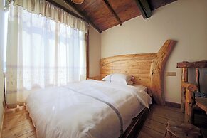 Xiangxi Dreamweaver Inn