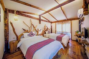 Xiangxi Dreamweaver Inn