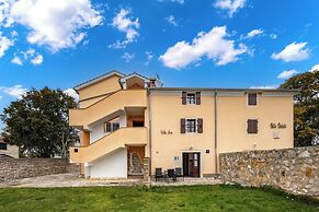 Iva Apartments