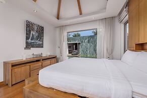 Modern 3BR Villa Kaimana Private Pool