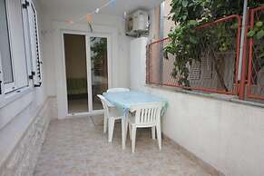 Apartments Zoki