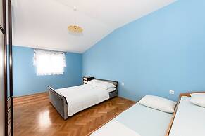 Apartments Vese