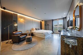 Dongtan Hotel Bella