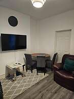 The Richmond Park Apartment