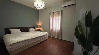Roushan Resort