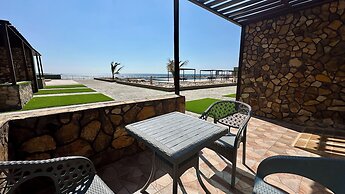 Roushan Resort