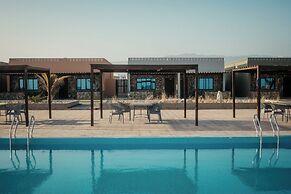 Roushan Resort