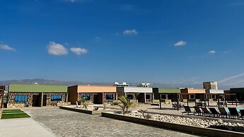 Roushan Resort