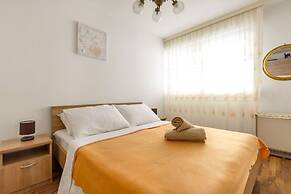Apartment Deni