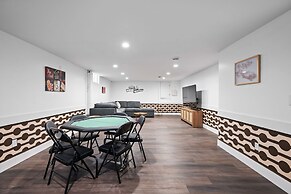 Nookside Grand Estate For 8