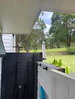 Golf Course & Beach Stay Self-contained Guest House