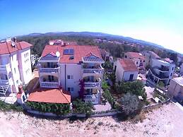 Apartments Maca
