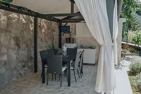 House Mili