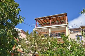 Apartments Rouge