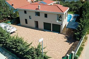 Villa Jolanda