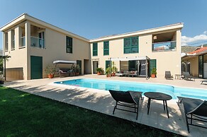 Villa Jolanda