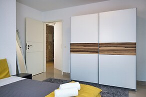 Modern Station Apartment Möhlin