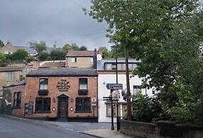Honeysuckle Lodge