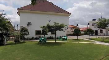 Pauliham Hotel and Suites