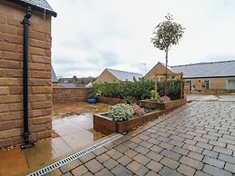 Oakwood Mews