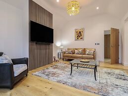 Oakwood Mews