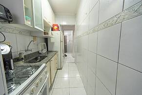 Apto com Wi Fi e Garagem a 240 Metros da Praia