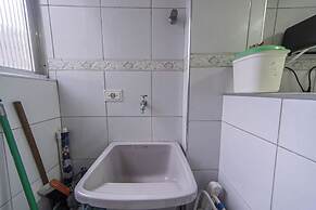 Apto com Wi Fi e Garagem a 240 Metros da Praia