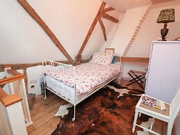 The Hare and Bumblebee Cottage