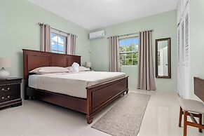 3rd Floor Condo Tower Isle 24hr Security