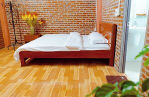 Thung Din Homestay