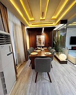 D King Suites and Apartment