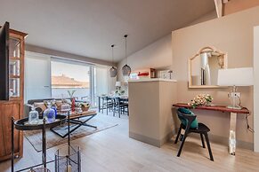 Apartment in Lucca Near Torre Delle Ore