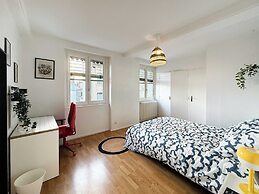 Cozy Room in a Friendly Shared Flat - Lyon 8th