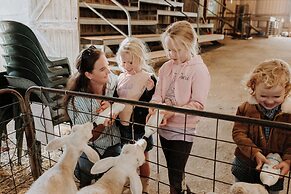 Hahndorf Farm Barn