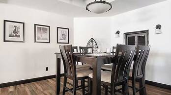 Spacious Mesa Oasis with Heated Pool